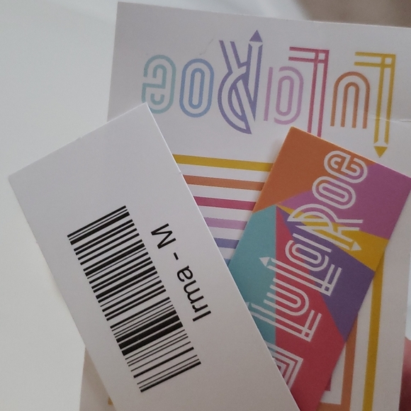 3. LuLaRoe Cassie(L)/Irma(M) Bundle - Picture 6 of 7